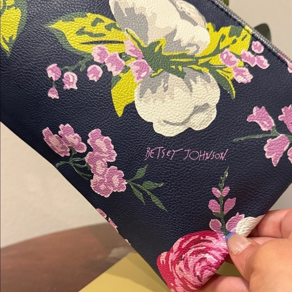 Betsey Johnson Floral Navy Clutch wristlet designer navy wallet purse